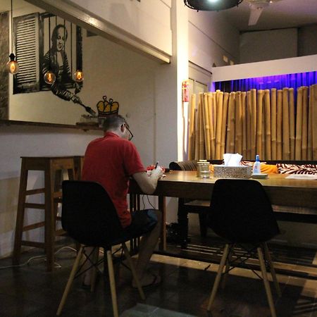 요그야카르타 The Patio Yogya 아파트 외부 사진