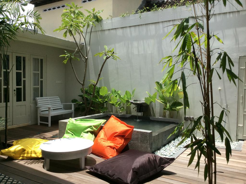 요그야카르타 The Patio Yogya 아파트 외부 사진