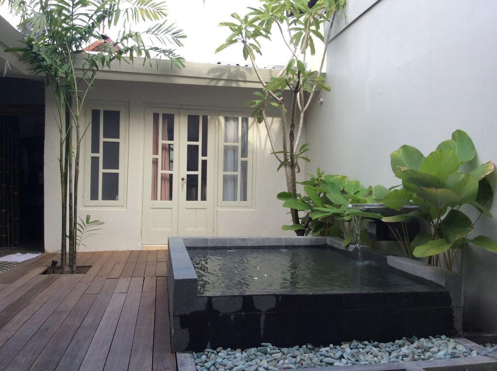 요그야카르타 The Patio Yogya 아파트 외부 사진