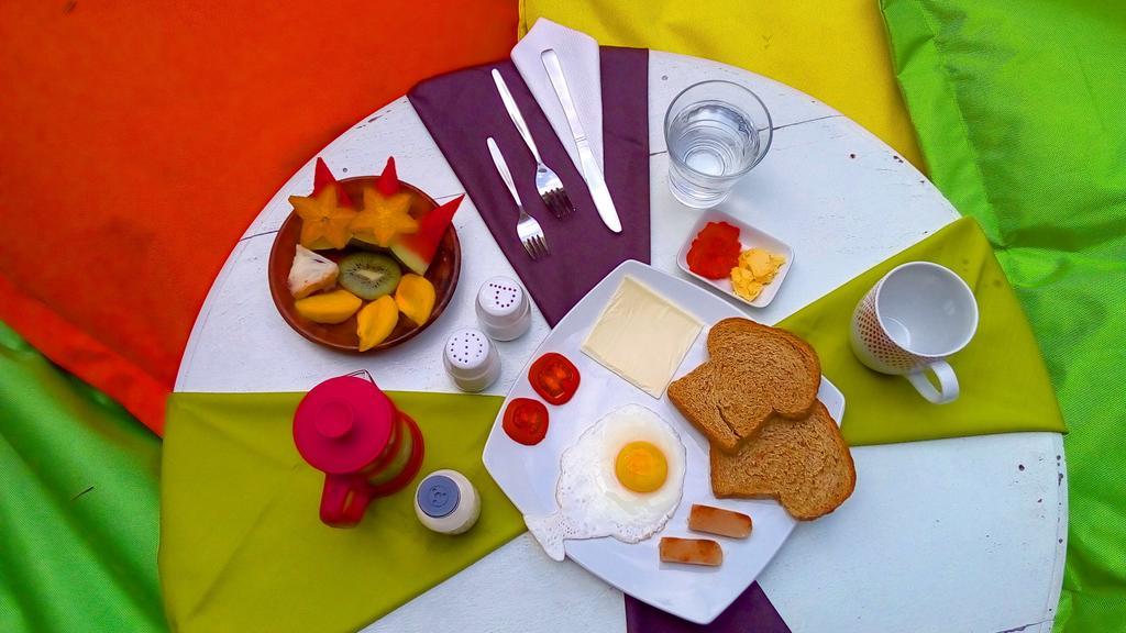 요그야카르타 The Patio Yogya 아파트 외부 사진